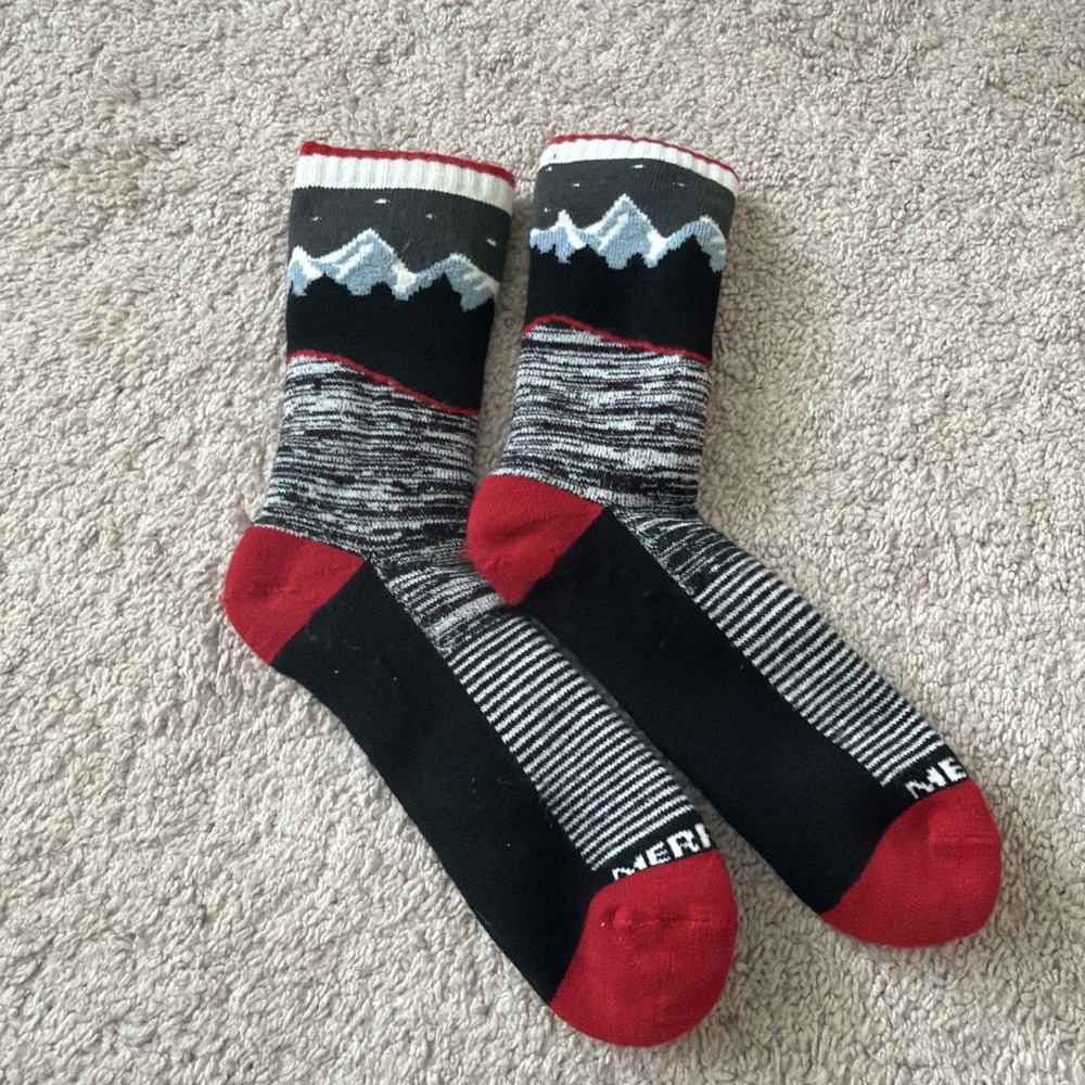 Merrell Wool Blend Crew Socks | 6 inch | Black/Red/White | M/L Hiking Winter